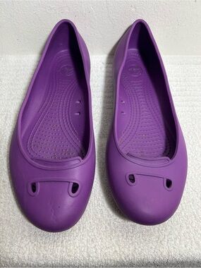 CROCS Women's Violet Slip-On Rubber Ballet Flats Sz 9